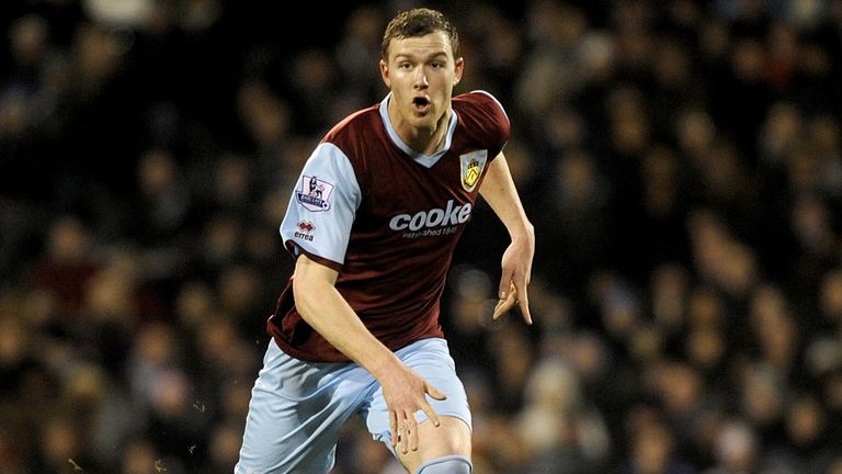 PA - Kevin McDonald en acción para Burnley