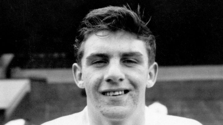 PA - Black and white photo of Peter Lorimer, who has died aged 74