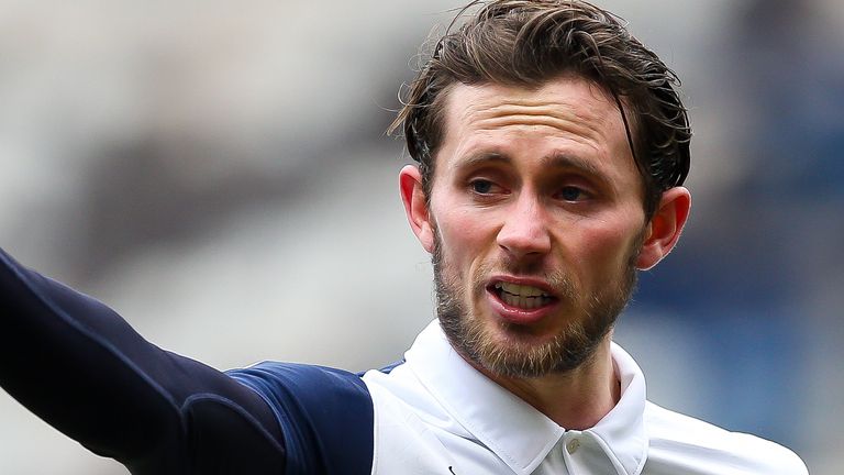 Preston North End midfielder Alan Browne has admitted the players have let Alex Neil down
