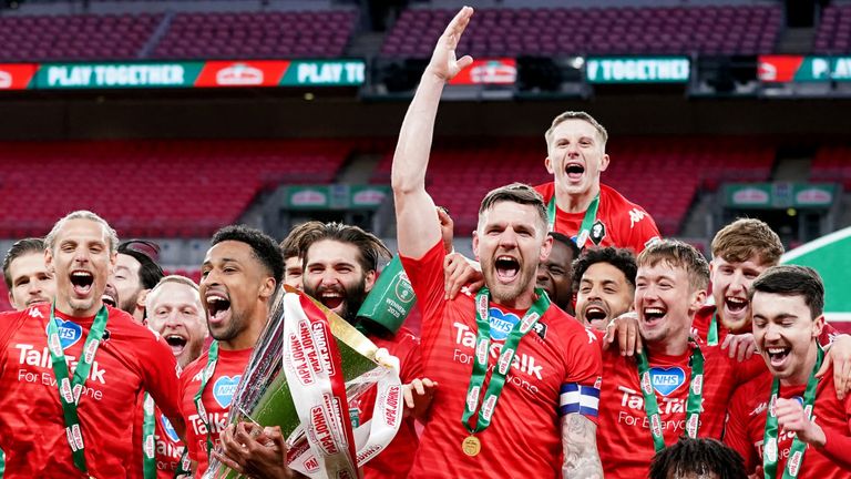 Salford lifted the 2019/20 Papa John&#39;s Trophy after a penalty shootout win over Portsmouth