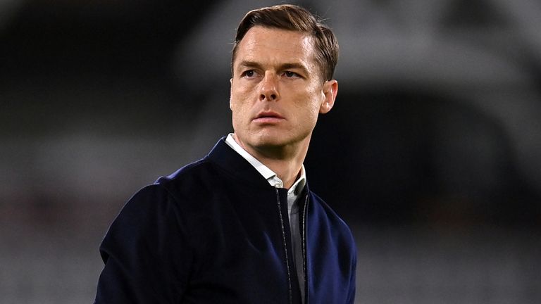 Fulham manager Scott Parker avant le coup d'envoi lors du match de Premier League à Craven Cottage, Londres.  Date de la photo: samedi 13 mars 2021.