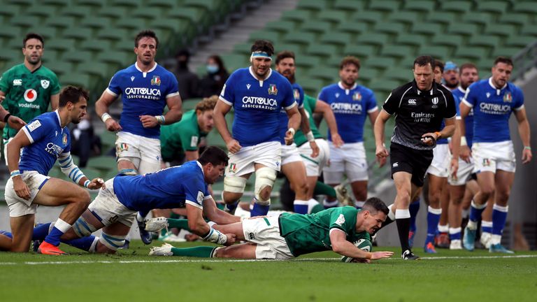 Sexton scores against Italy in the Six Nations back in October