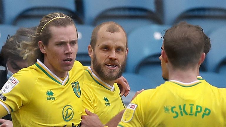 Teemu Pukki and Todd Cantwell were both on target as Norwich came from behind to beat Sheffield Wednesday at Hillsborough.