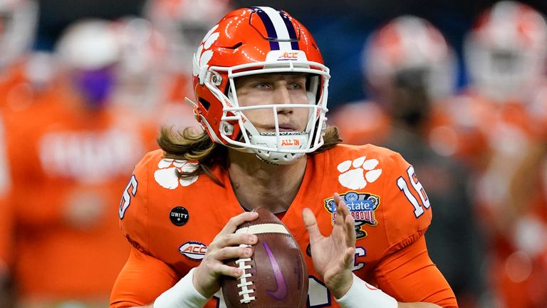 Re-Ranking Trevor Lawrence, Zach Wilson, and the Other 8 QBs in the 2021 QB  Draft Class