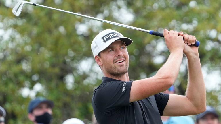 Victor Perez, of France, drives from the No. 7 tee during a round of eight match at the Dell Technologies Match Play Championship