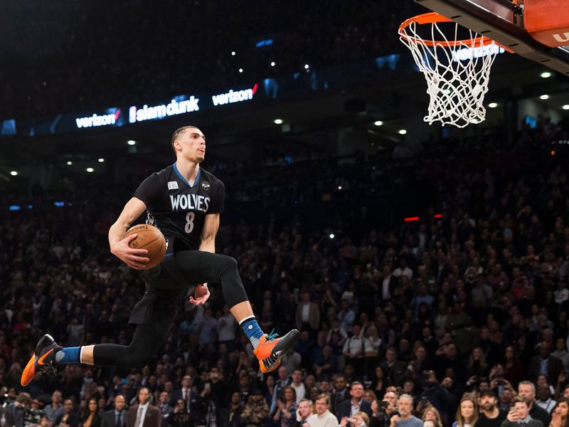 Zach LaVine Wins 2015 NBA Slam Dunk Contest: Scores, Highlights