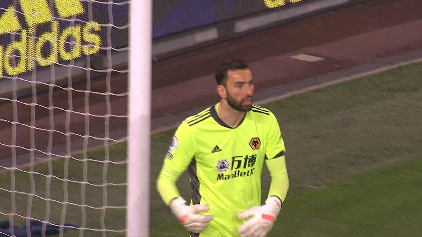 Patricio tips away Stevens rocket (69) | Football News | Sky Sports