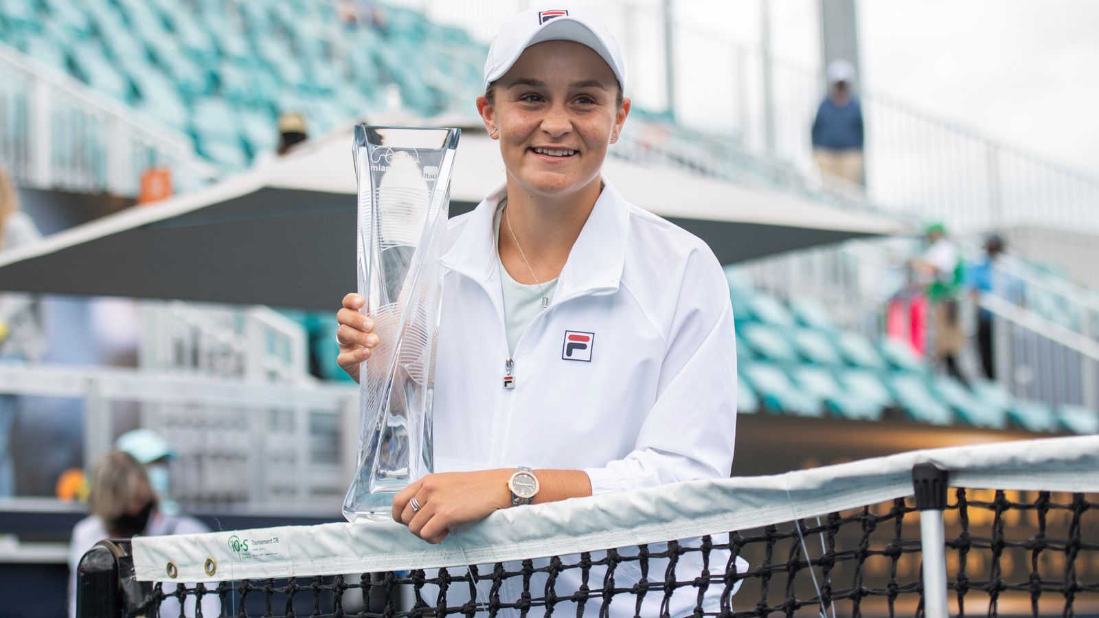 Miami Open: Ashleigh Barty Retains Title After Bianca Andreescu Retires ...