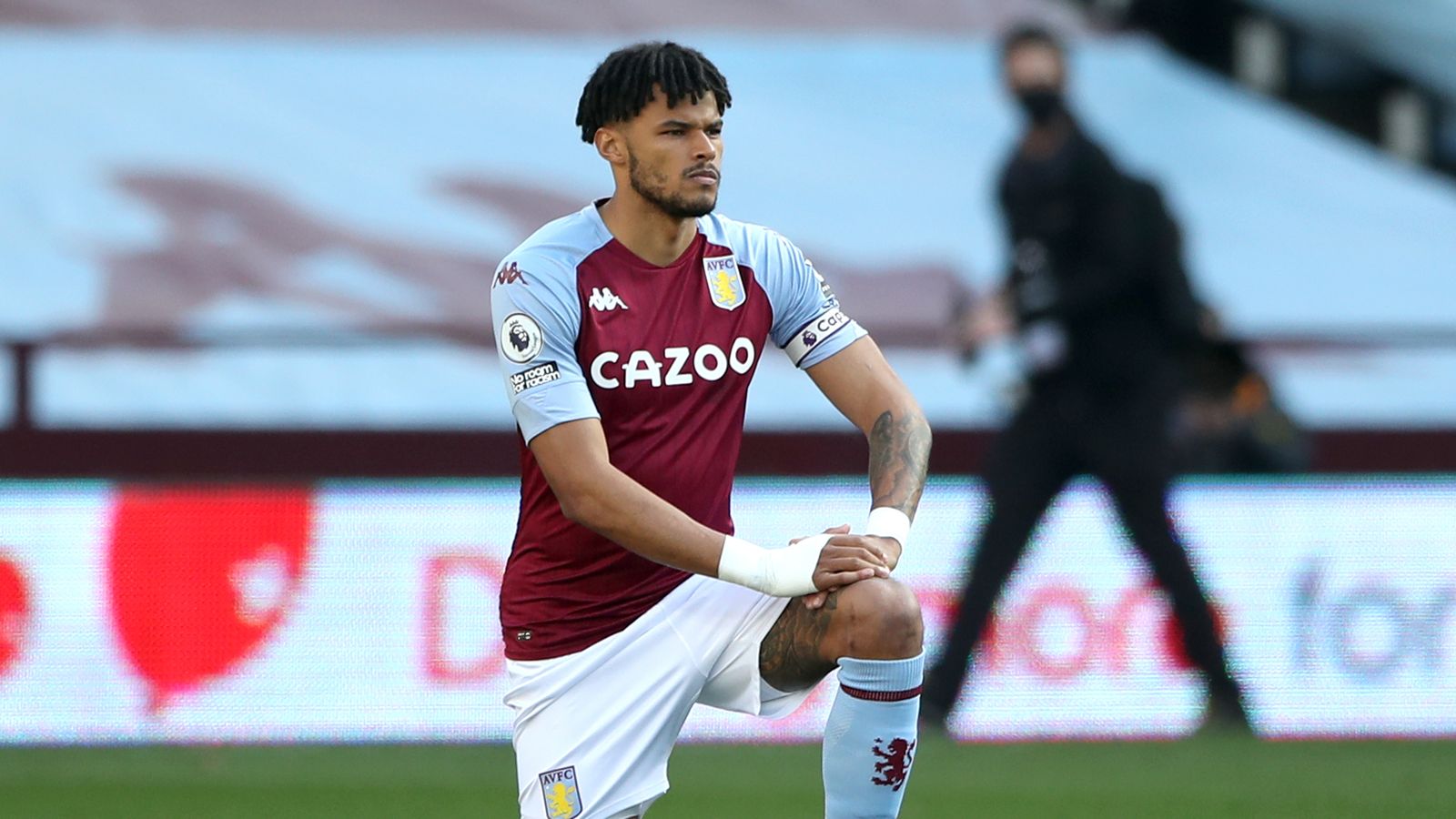 Premier League players reinforce commitment to taking a knee with powerful video message