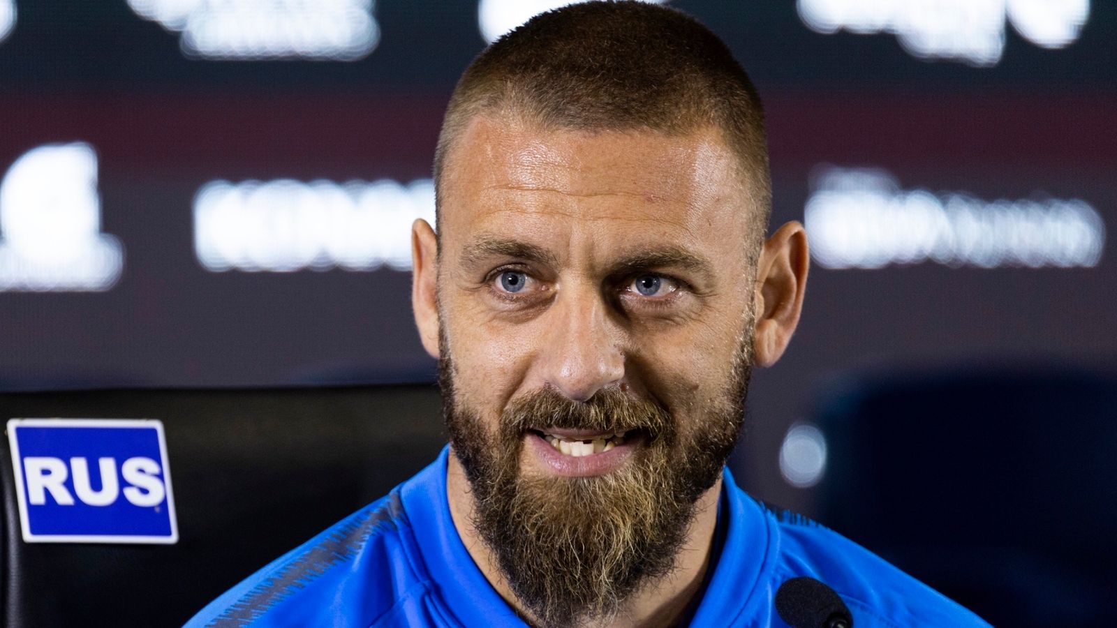 Daniele De Rossi: Italy coach hospitalised after contracting ...