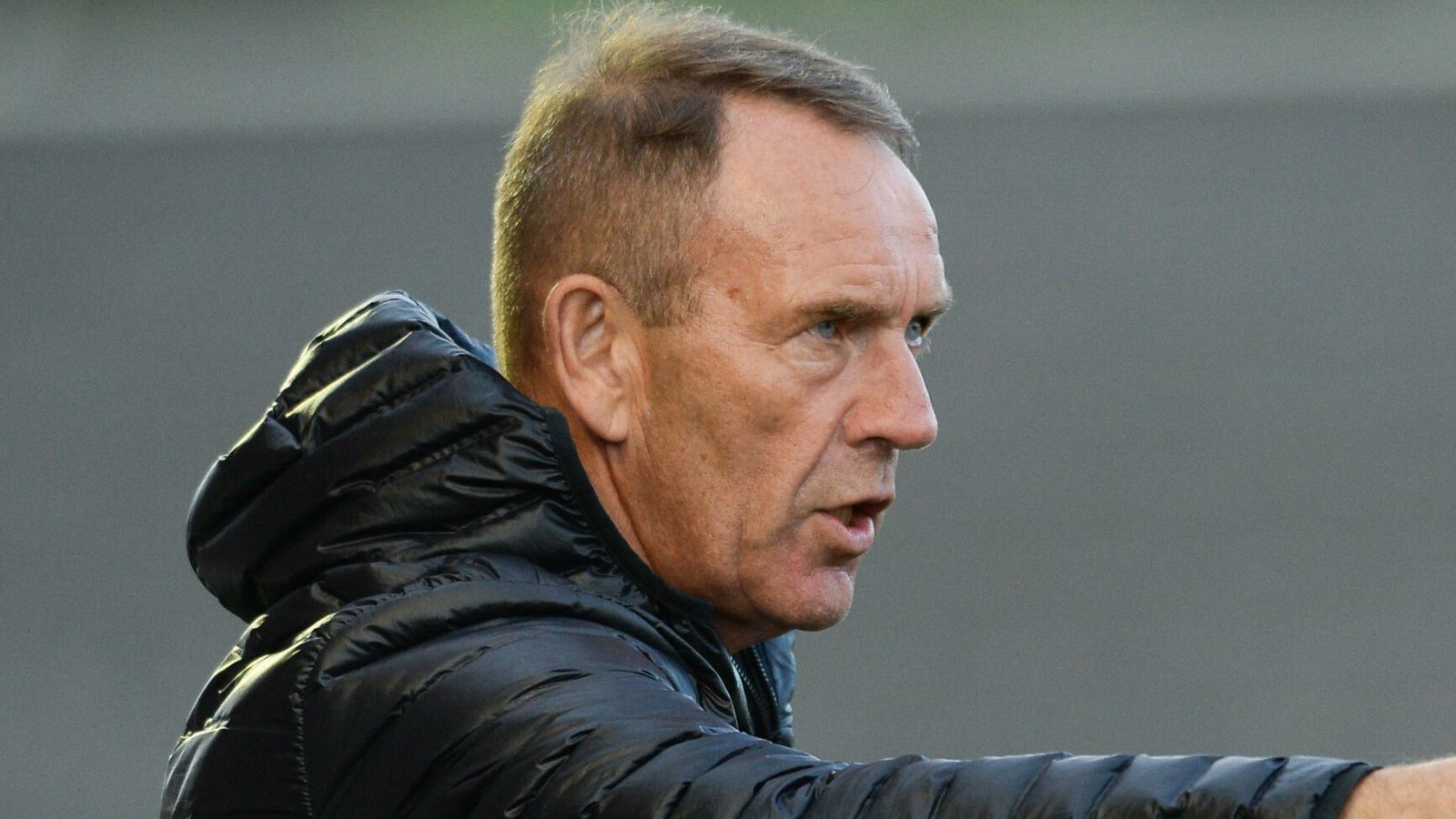 Kenny Shiels: Northern Ireland Women boss signs new deal for World Cup ...