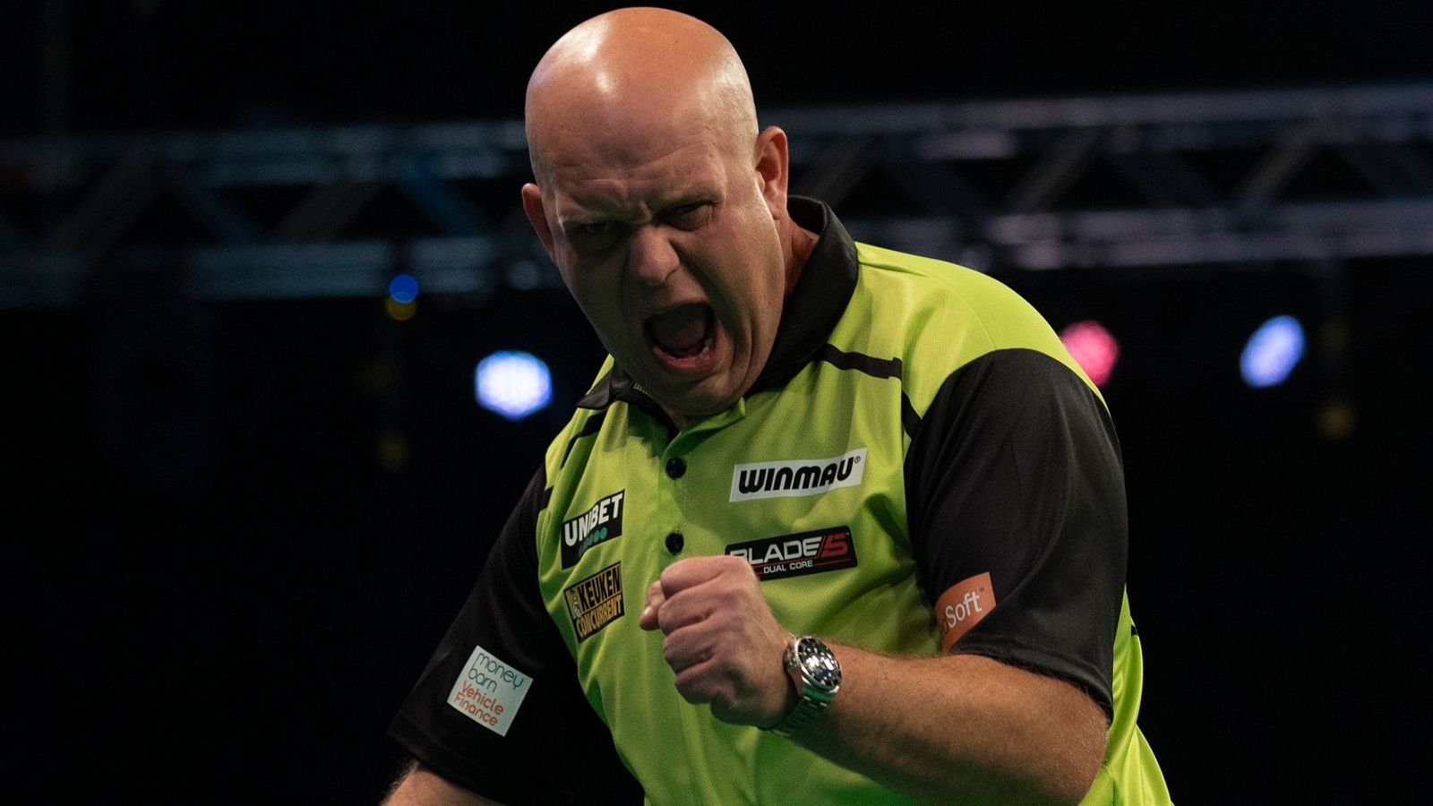Premier League Darts 2021: Wayne Mardle insists Michael van Gerwen is