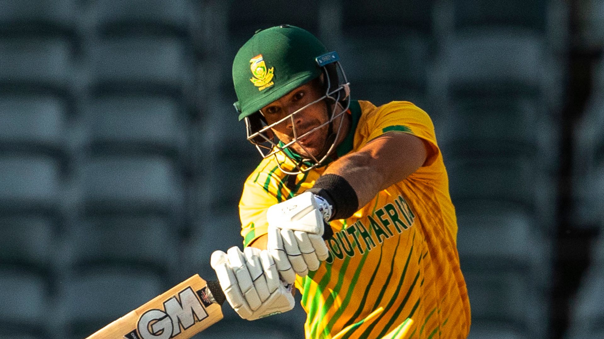 Proteas hammer Pakistan to level T20 series