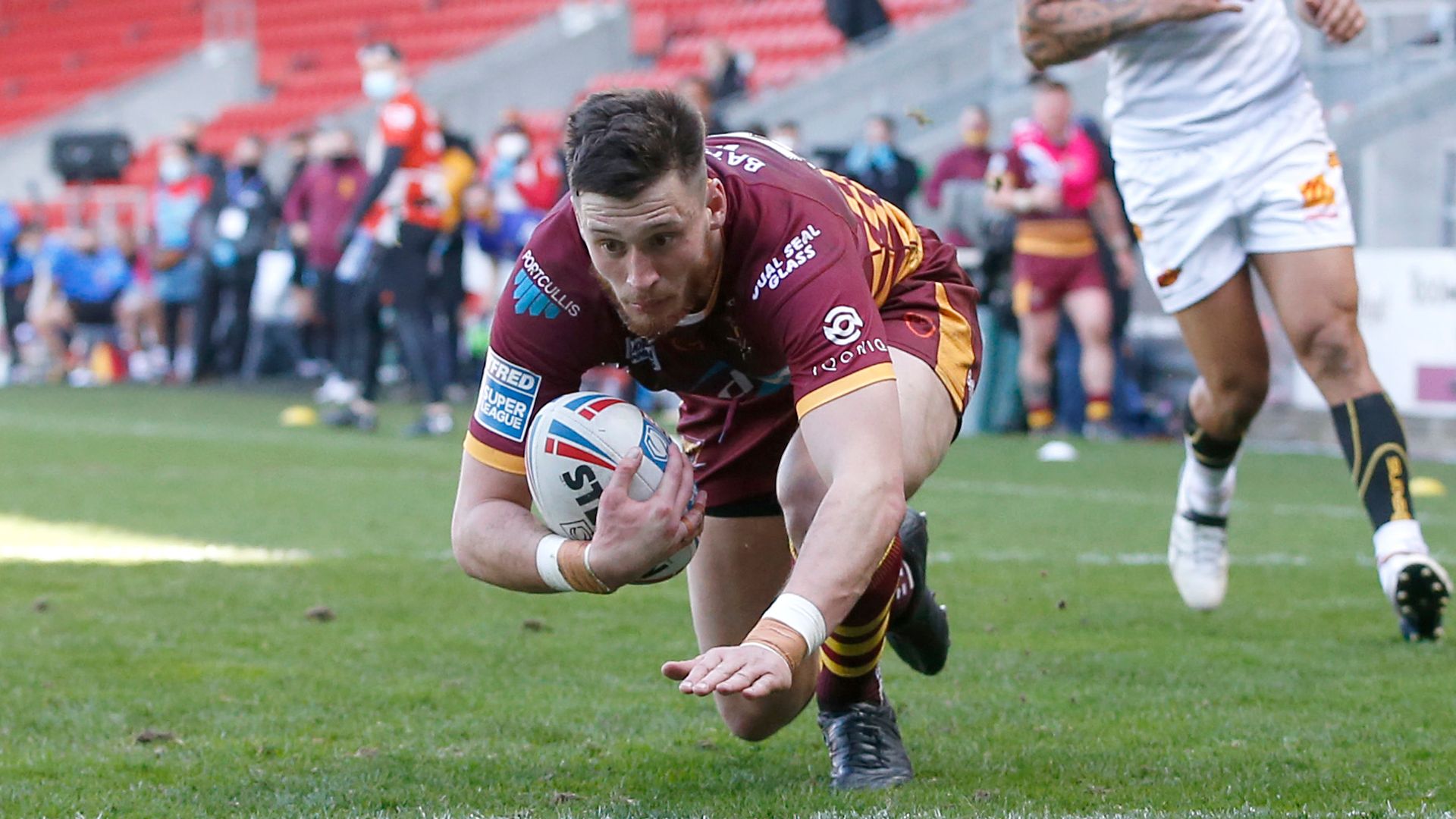 Hull KR sign Wood from Huddersfield