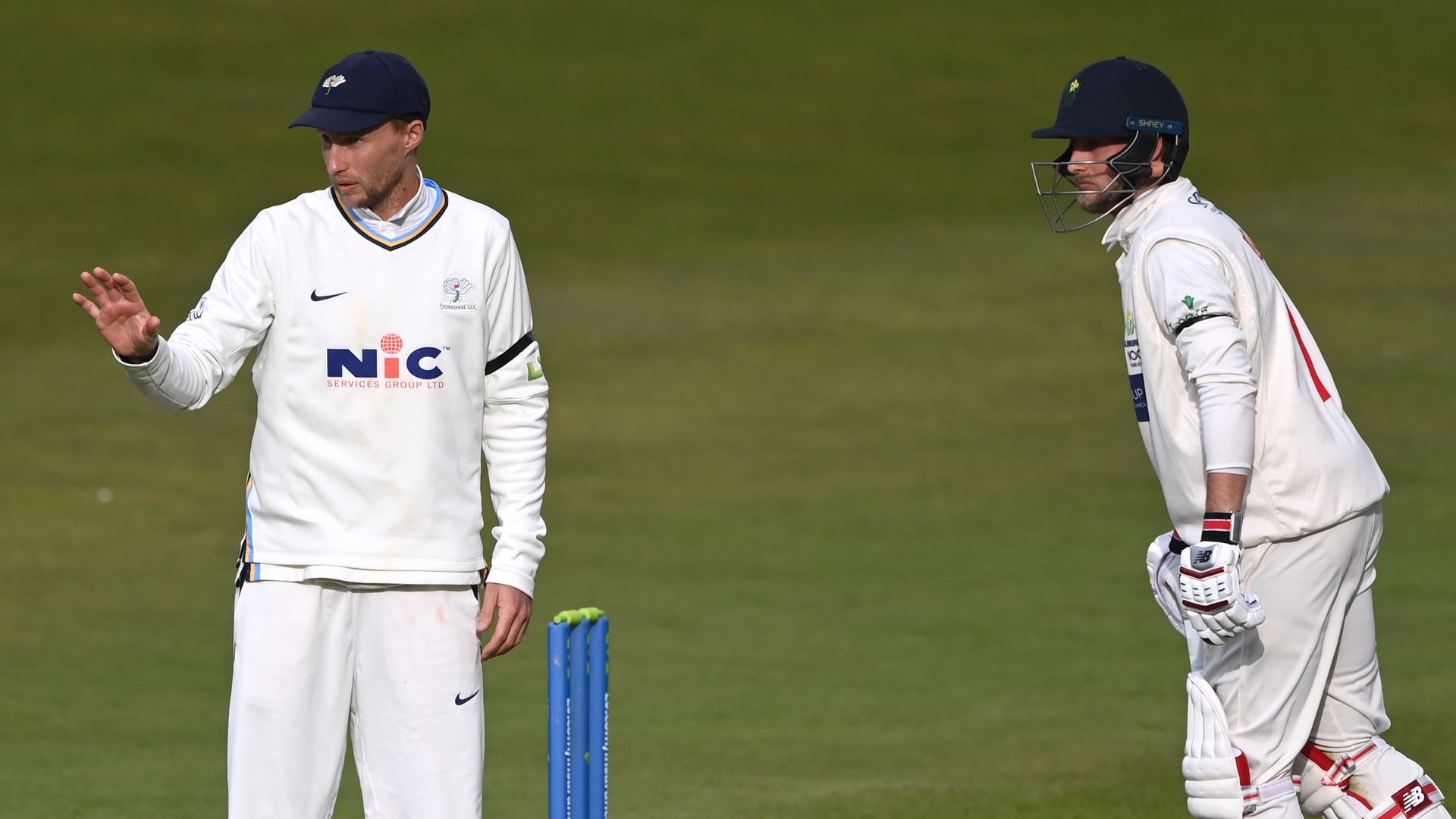 Snow stops play at Headingley | Hampshire on brink of victory