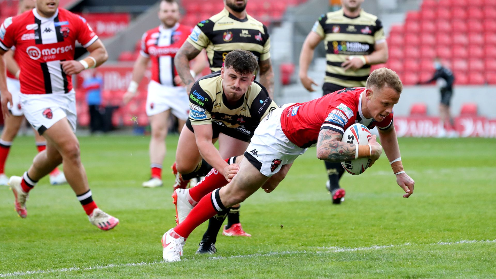 Salford beat Leigh for first win of the season