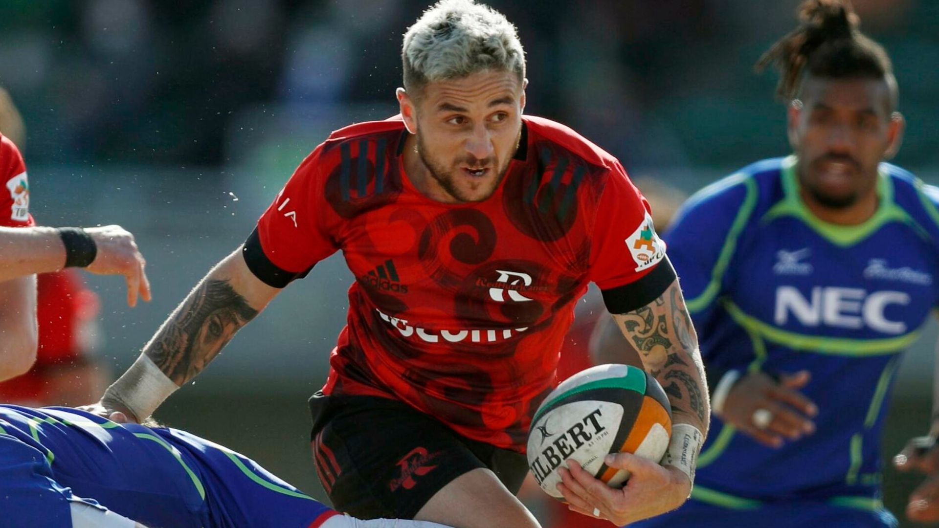 Perenara opts against code switch