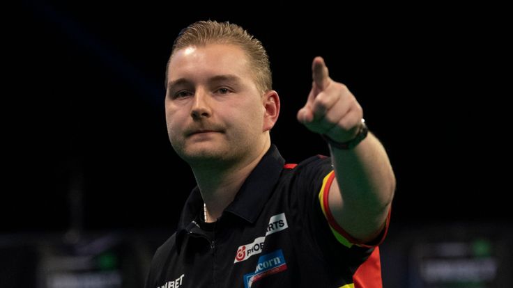 Dimitri Van den Bergh at the Premier League of Darts