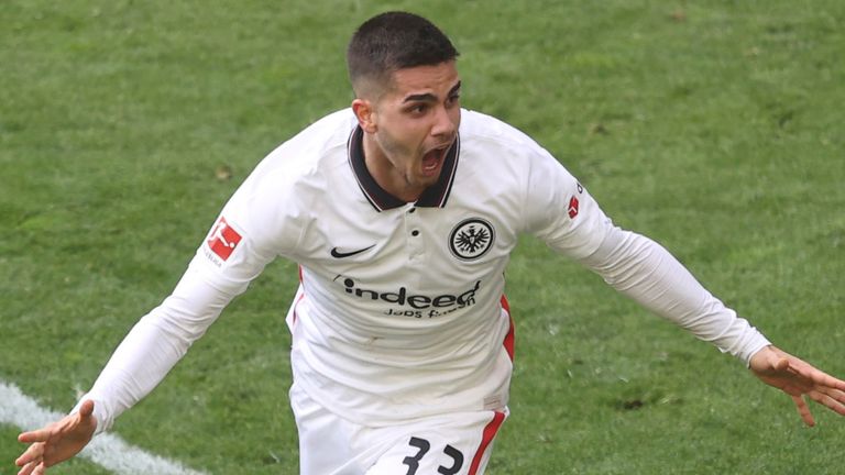 Andre Silva scored the late winner for Eintracht Frankfurt