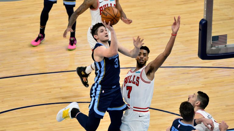 Highlights of the Chicago Bulls against the Memphis Grizzlies in Week 17 of the NBA.