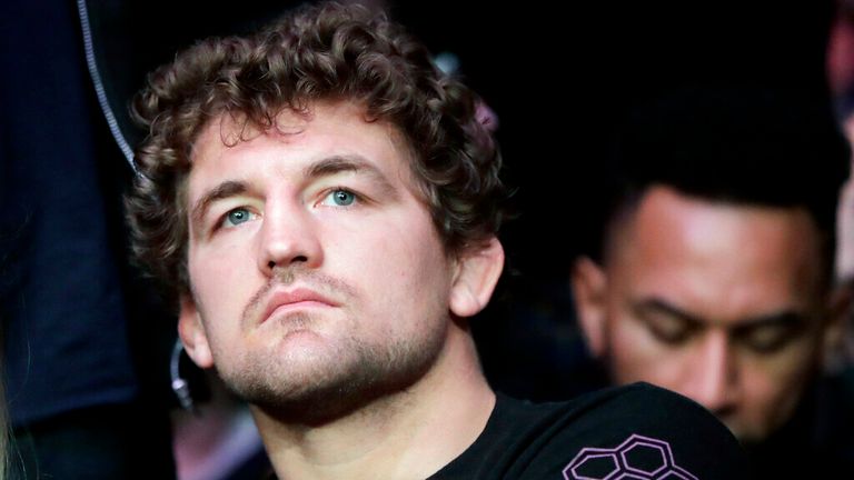 AP - UFC fighter Ben Askren waits for the start of a middleweight mixed martial arts bout 