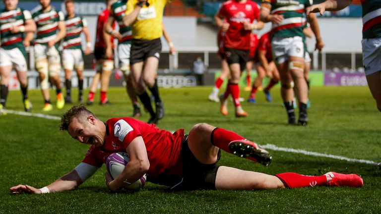 Billy Burns slides in for Ulster's second, as the visitors made Leicester pay when down to 14 men 