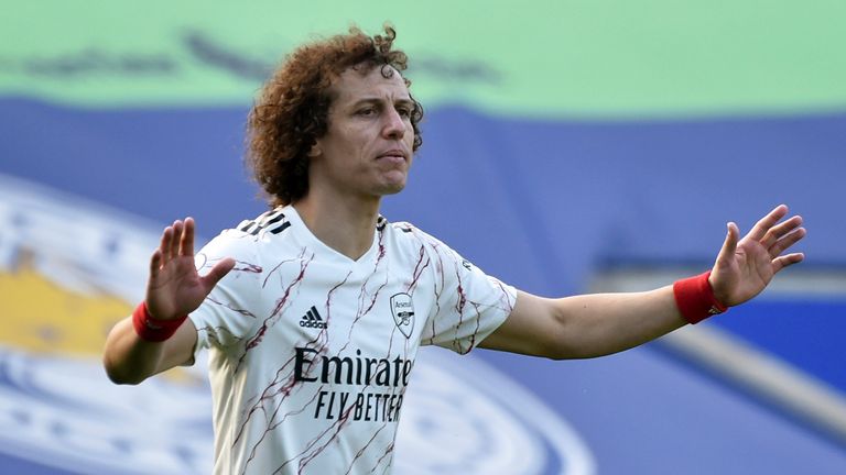 AP - David Luiz