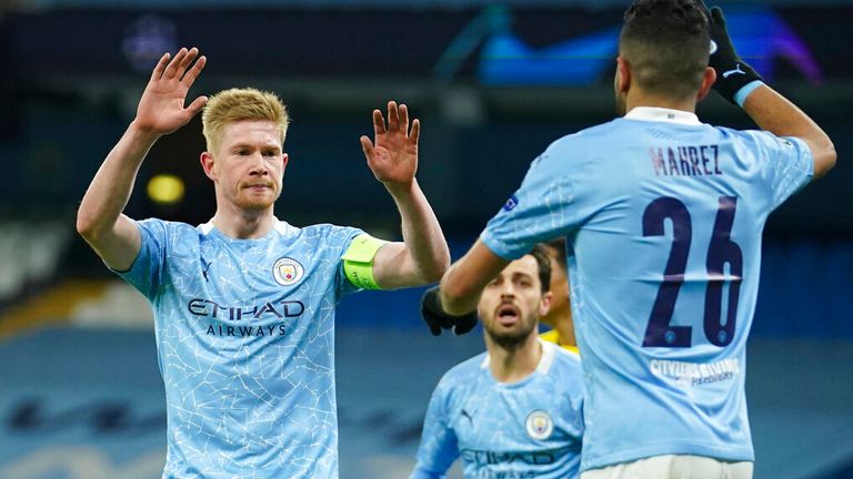 Kevin De Bruyne celebrates after putting Manchester City ahead