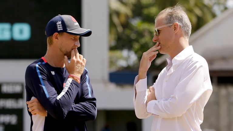 Ed Smith and Joe Root (Associated Press)