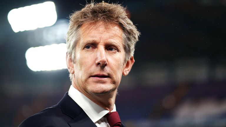 Le directeur général de l'Ajax Edwin van der Sar avant le match du groupe H de la Ligue des Champions à Stamford Bridge, Londres.  Photo PA.  Date de la photo: mardi 5 novembre 2019. Voir l'histoire de l'AP SOCCER Chelsea.  Crédit photo doit se lire: John Walton / PA Wire