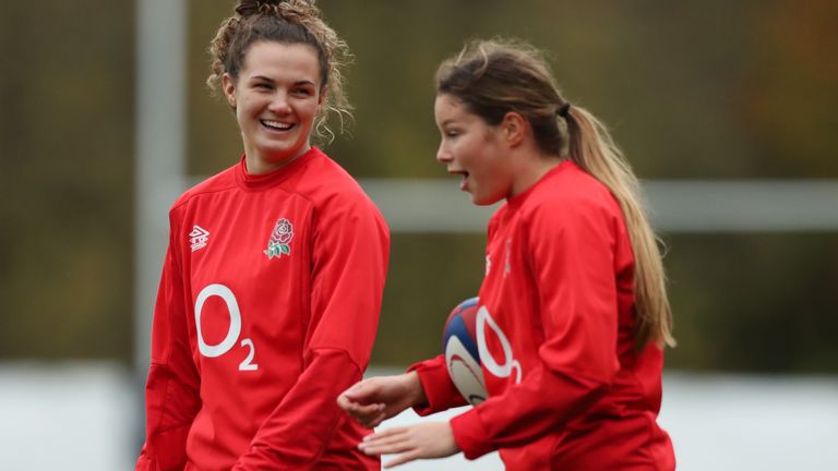 Ellie Kildunne speaks with Jess Breach during a England Women's Training Session at Penny Hill Park on October 29, 2020 in Bagshot, England. (Photo by Naomi Baker - RFU/The RFU Collection via Getty Images)