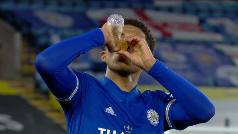 Wesley Fofana breaks his fast on 30 minutes during Leicester's match with Crystal Palace
