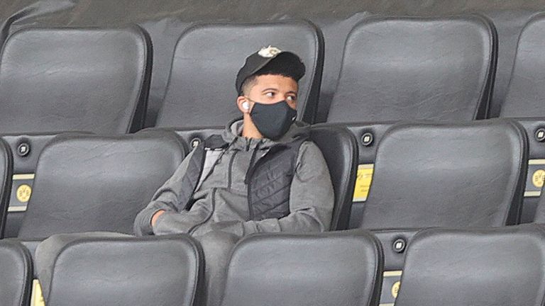 Sancho a regardé la récente défaite à domicile de Dortmund face à l'Eintracht Francfort depuis les tribunes du Westfalenstadion