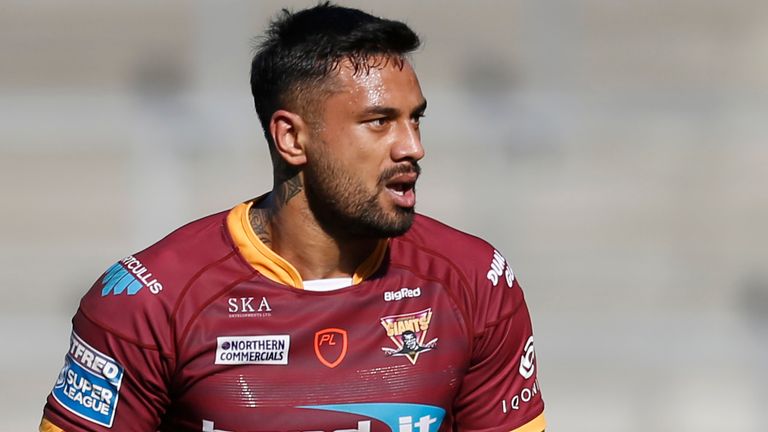 Picture by Ed Sykes/SWpix.com - 03/04/2021 - Rugby League - Betfred Super League Round 2 - Huddersfield Giants v Catalans Dragons - The Totally Wicked Stadium, St Helens, England - Huddersfield Giants' Kenny Edwards