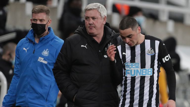 Almiron says there is no language barrier between him and Steve Bruce