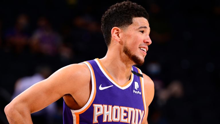 Devin Booker pours in 45 as Phoenix Suns beat Chicago Bulls | NBA