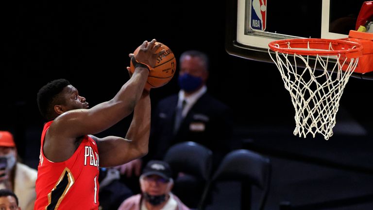 New Orleans Pelicans forward Zion Williamson (1) dunks the ball against the New York Knicks during the second half of an NBA basketball game Sunday, April 18, 2021, in New York. (AP Photo/Adam Hunger, Pool)


