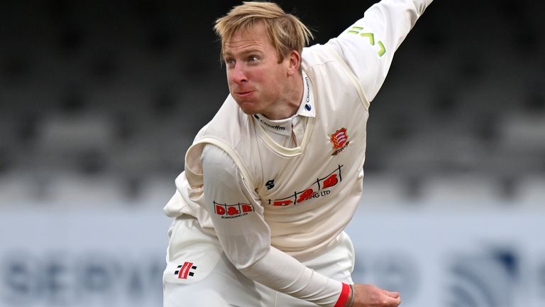 Simon Harmer of Essex bowls during the LV= Insurance County Championship match between Essex and Durham at Cloudfm County Ground on April 15, 2021 in Chelmsford, England