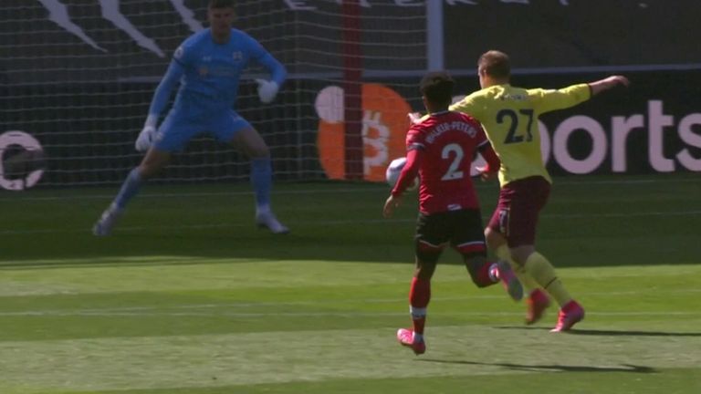Vydra scores Burnley's second against Southampton
