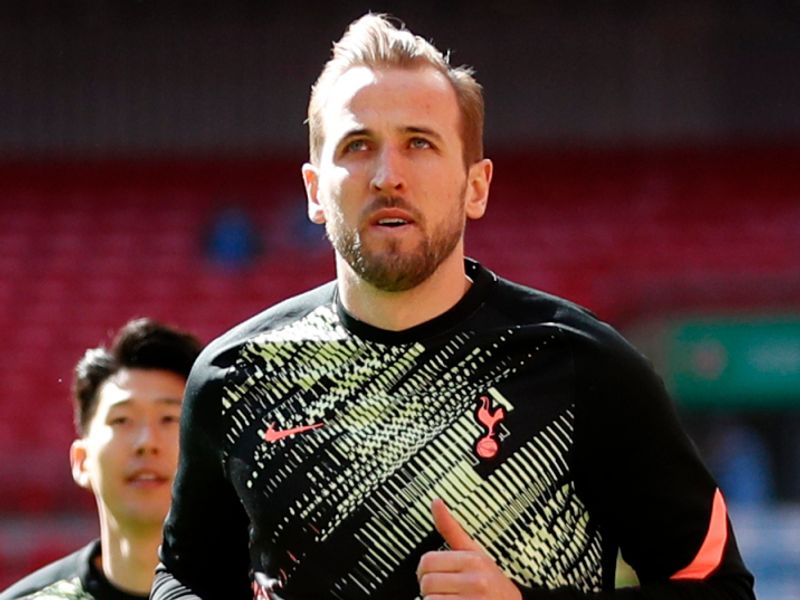 Football: Harry Kane confirms he will stay at Spurs, quelling talk