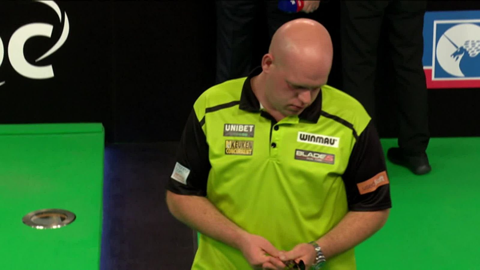 MVG beats Wade in style! | Darts News | Sky Sports