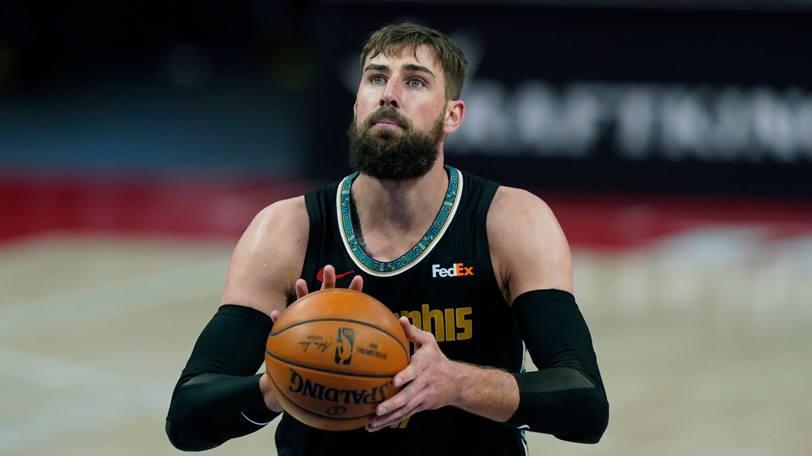 Grizzlies reportedly agree to three year deal with Jonas Valanciunas