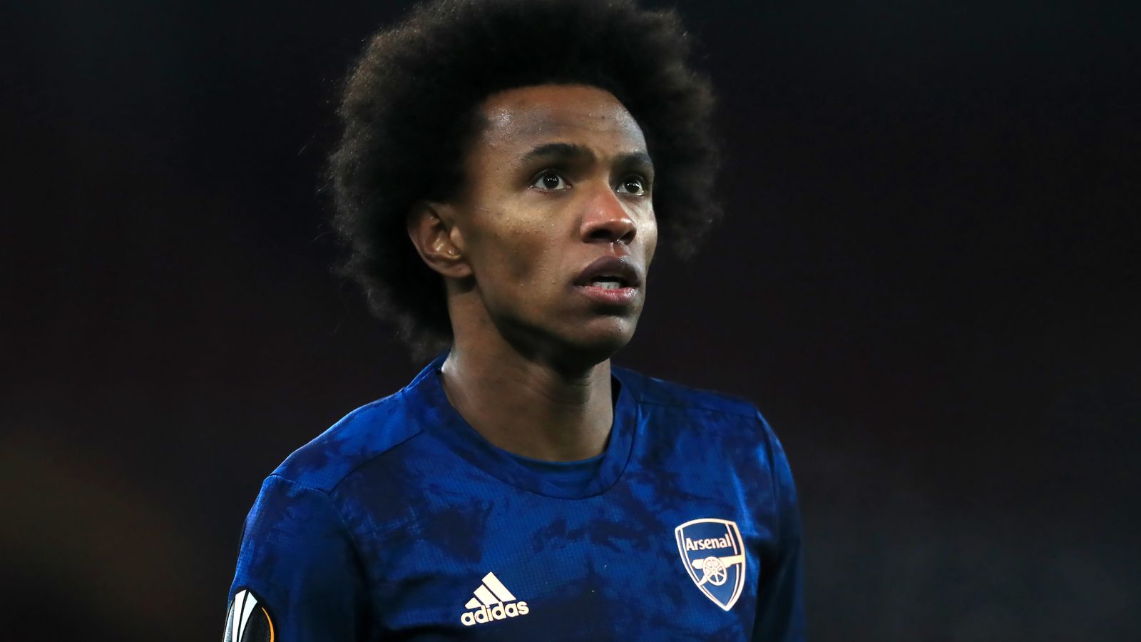 Willian: Corinthians in talks with Arsenal over free transfer for Brazil forward