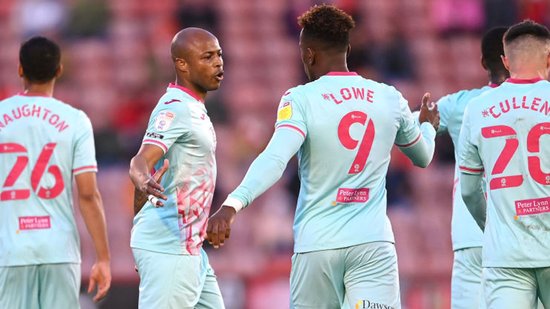 Ayew hands Swansea advantage over Barnsley