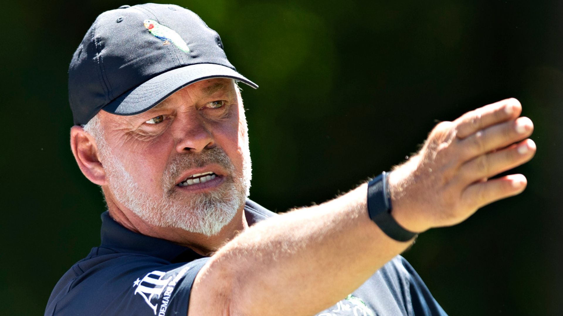 Clarke starts strongly at senior major