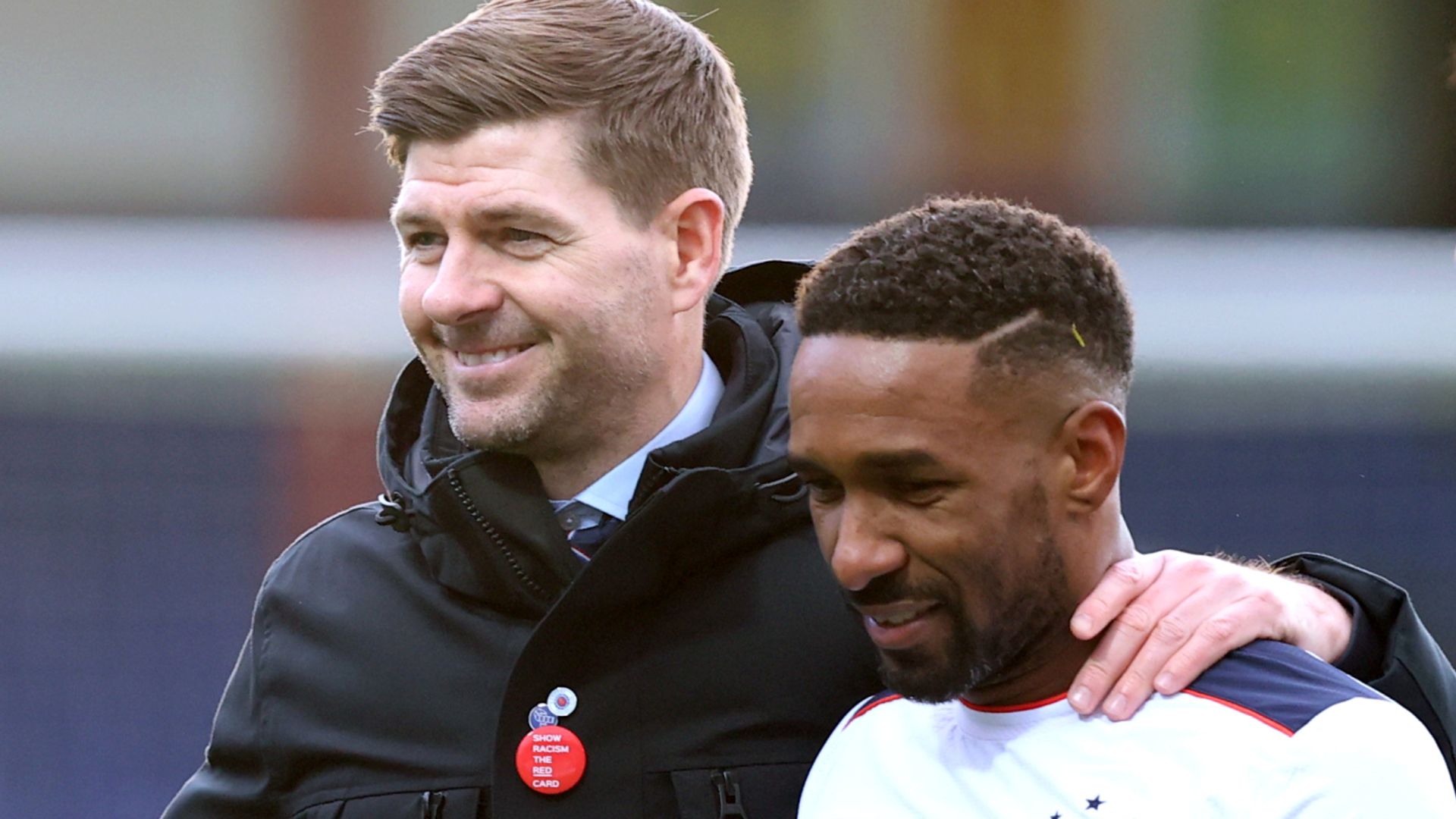 Gerrard: Rangers in talks with Defoe over future