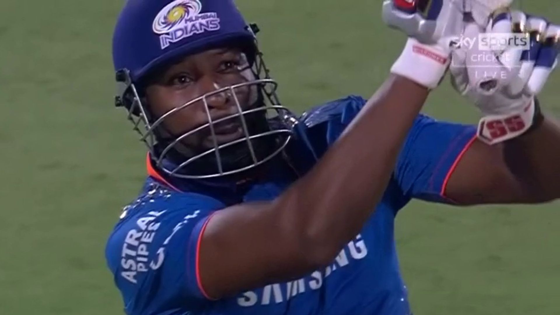 Pollard smokes 87no from 34 balls as Mumbai win IPL run-fest