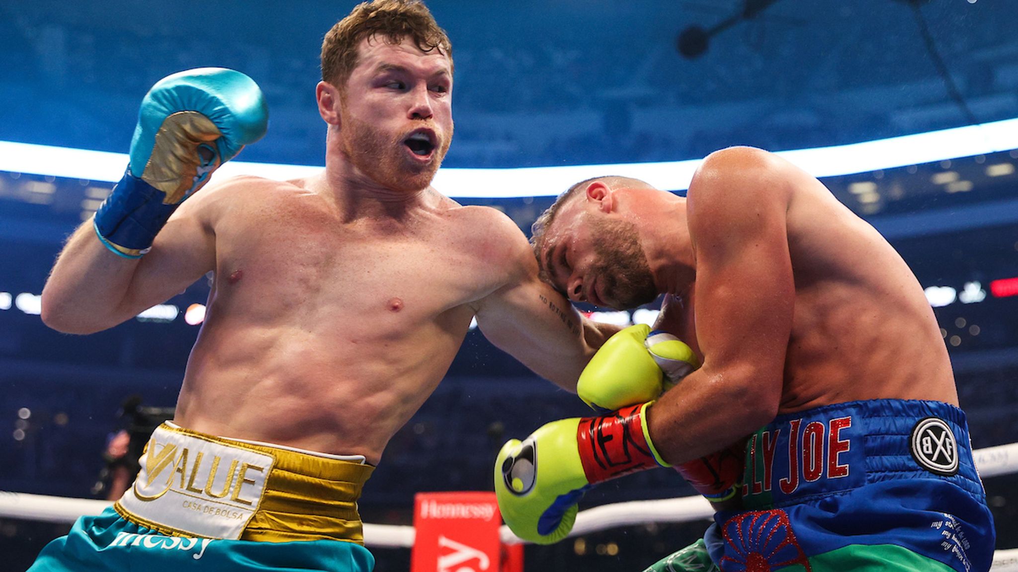 Canelo Alvarez vs Billy Saunders - Boxing News - Boxing Fights, Fixtures, Results | Sky Sports