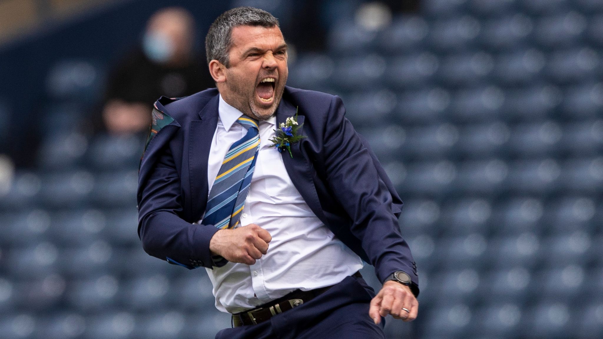 callum-davidson-st-johnstone-manager-expects-battle-to-keep-hold-of