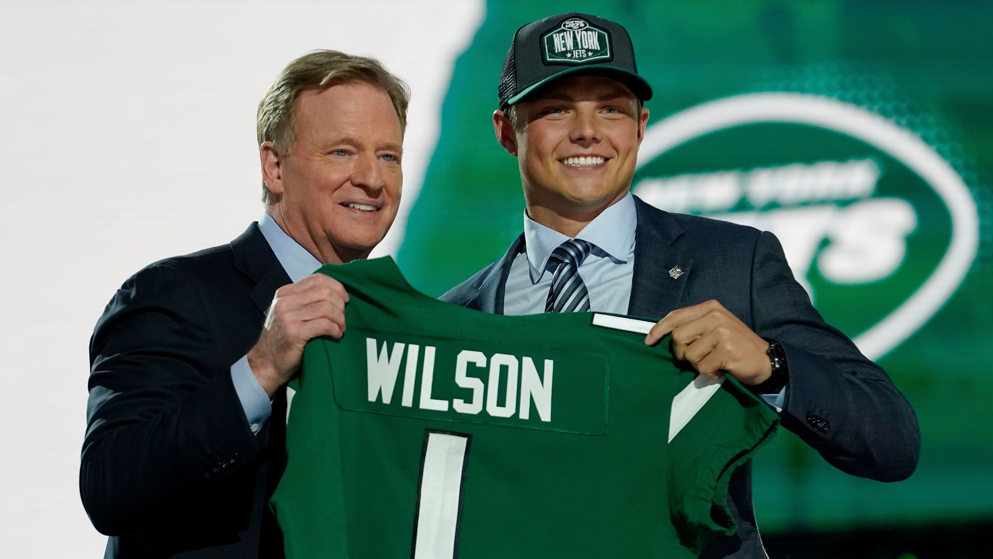 Inside Jets quarterback Zach Wilson's dramatic love life